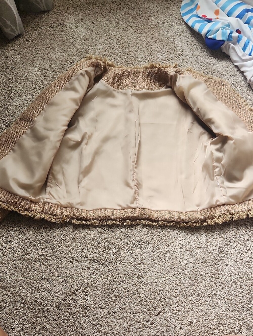NWOT Textured Fringe Cropped Jacket in Tan - Picture 6 of 9